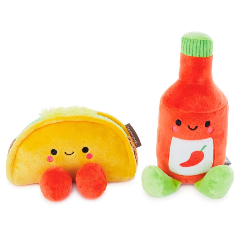 Hallmark Better Together Taco And Hot Sauce Magnetic Plush, 5" - Image 3